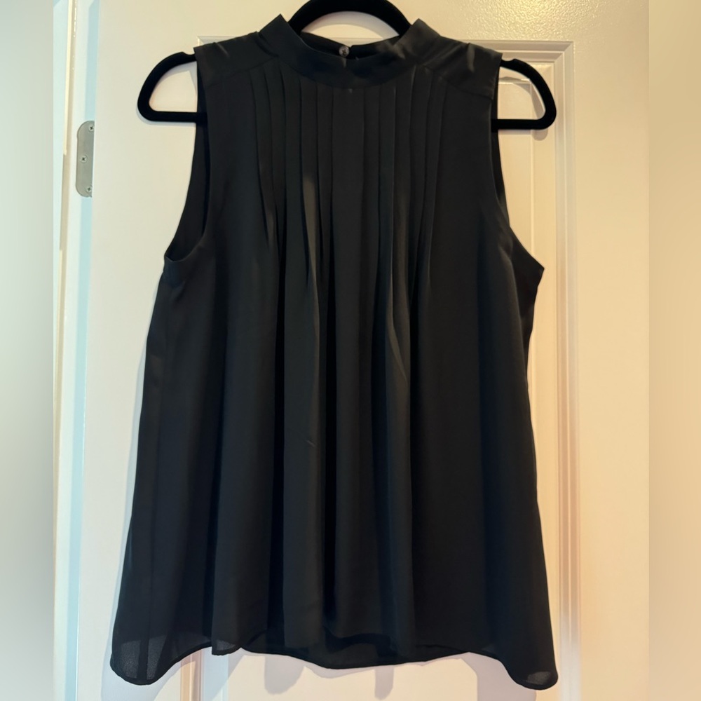 Ann Taylor Black Shell Size Small